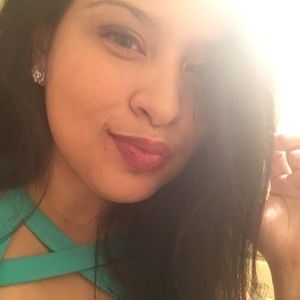 Meet your Posher, Ivonne